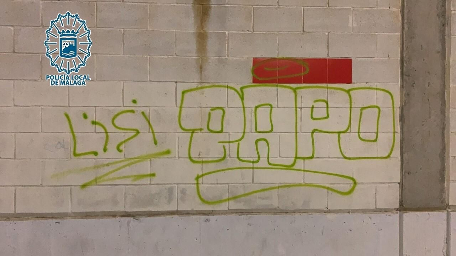 Una de las pintadas realizadas supuestamente por la grafitera detenida