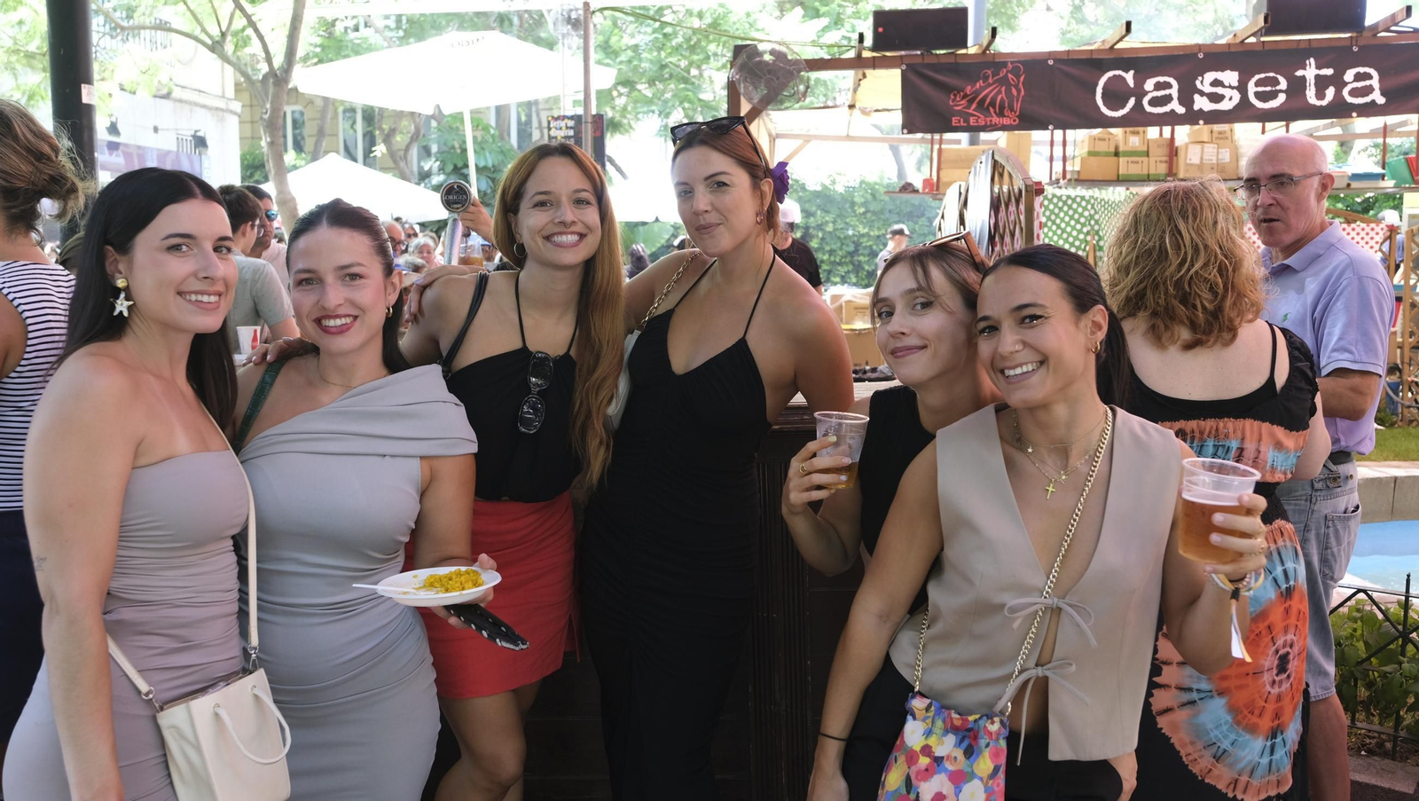 Las imágenes del lunes de la Feria del Mediodía en Almería