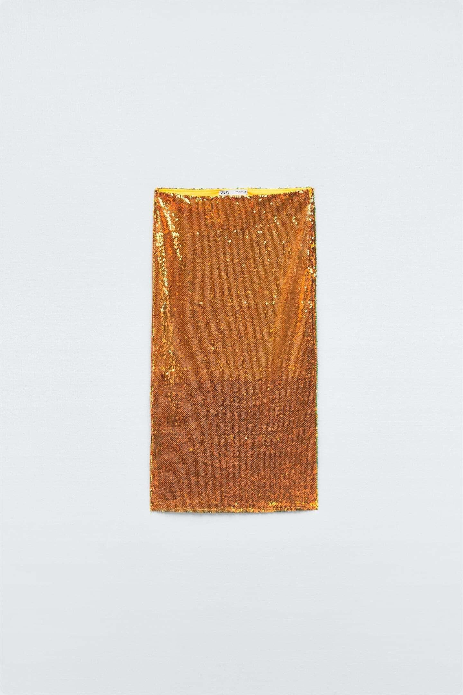 Falda de lentejuelas naranja de Zara. Falda de lentejuelas naranja de Zara.