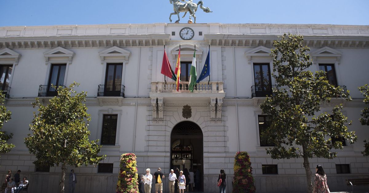 Los sindicatos denuncian falta personal en todos los servicios ...