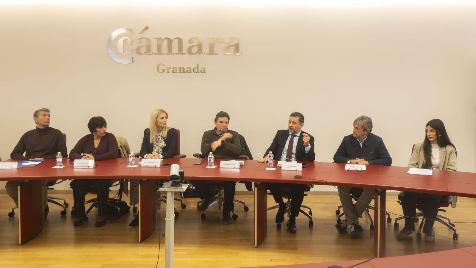 Cámara Granada, CGE, UGT y CCOO han organizado una jornada de sensibilización para abordar este problem