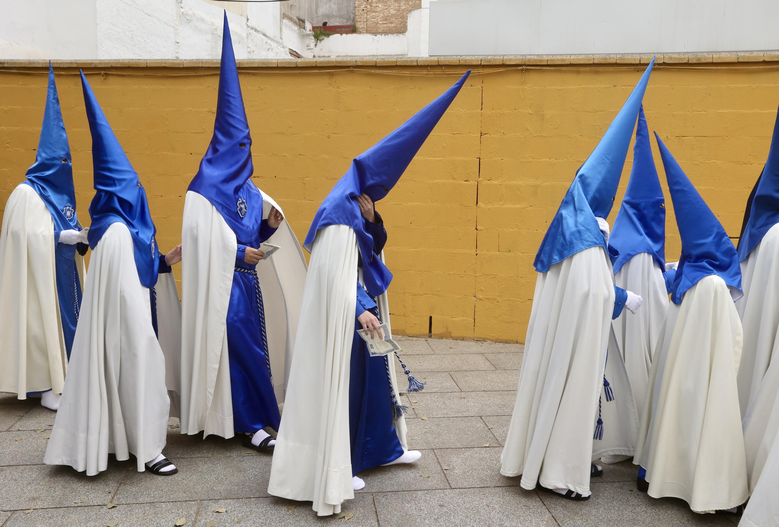 Las imágenes de la Hiniesta en la Semana Santa de Sevilla 2024