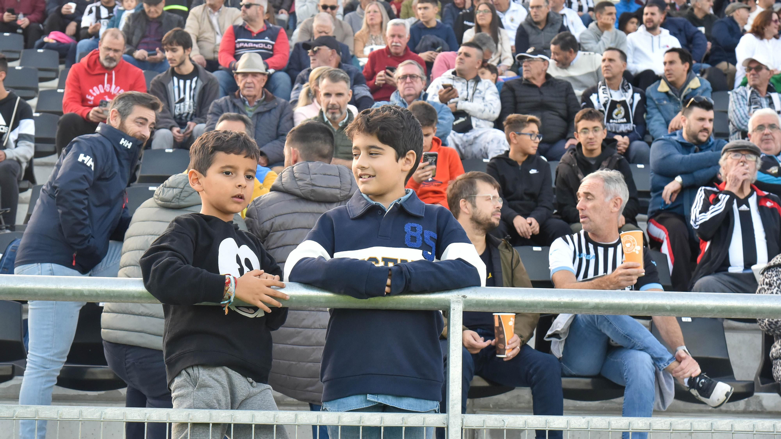 Búscate durante el Balona - UCAM Murcia en el Ciudad de La Línea