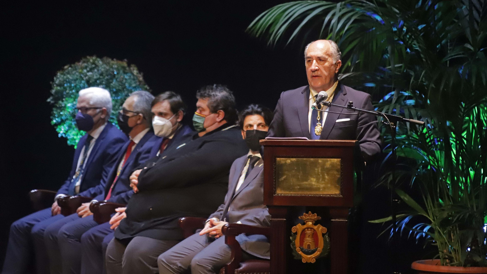 Fotos de la distinción del padre Pedro como Hijo Predilecto de Algeciras