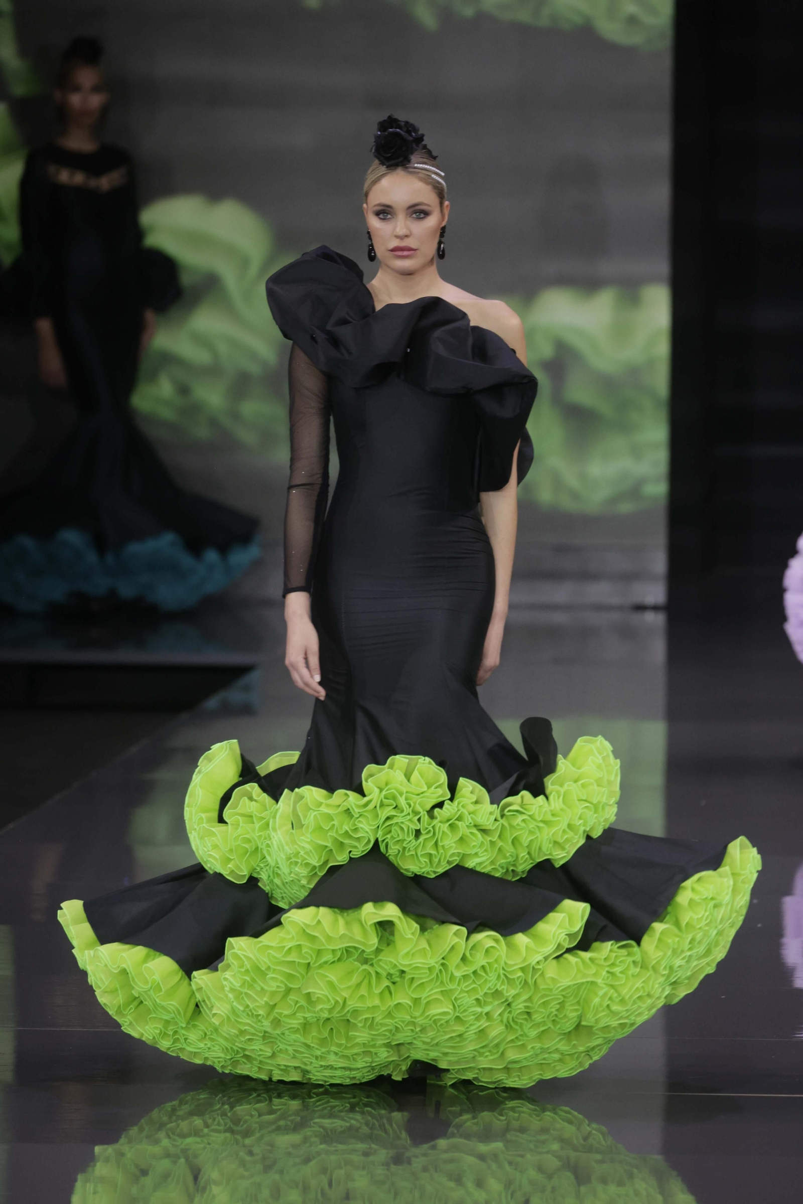 El desfile de  De Lunares y Volantes en SIMOF 2023, todas las fotos