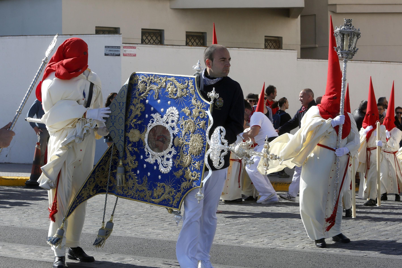 Salida procesional de Las Penas