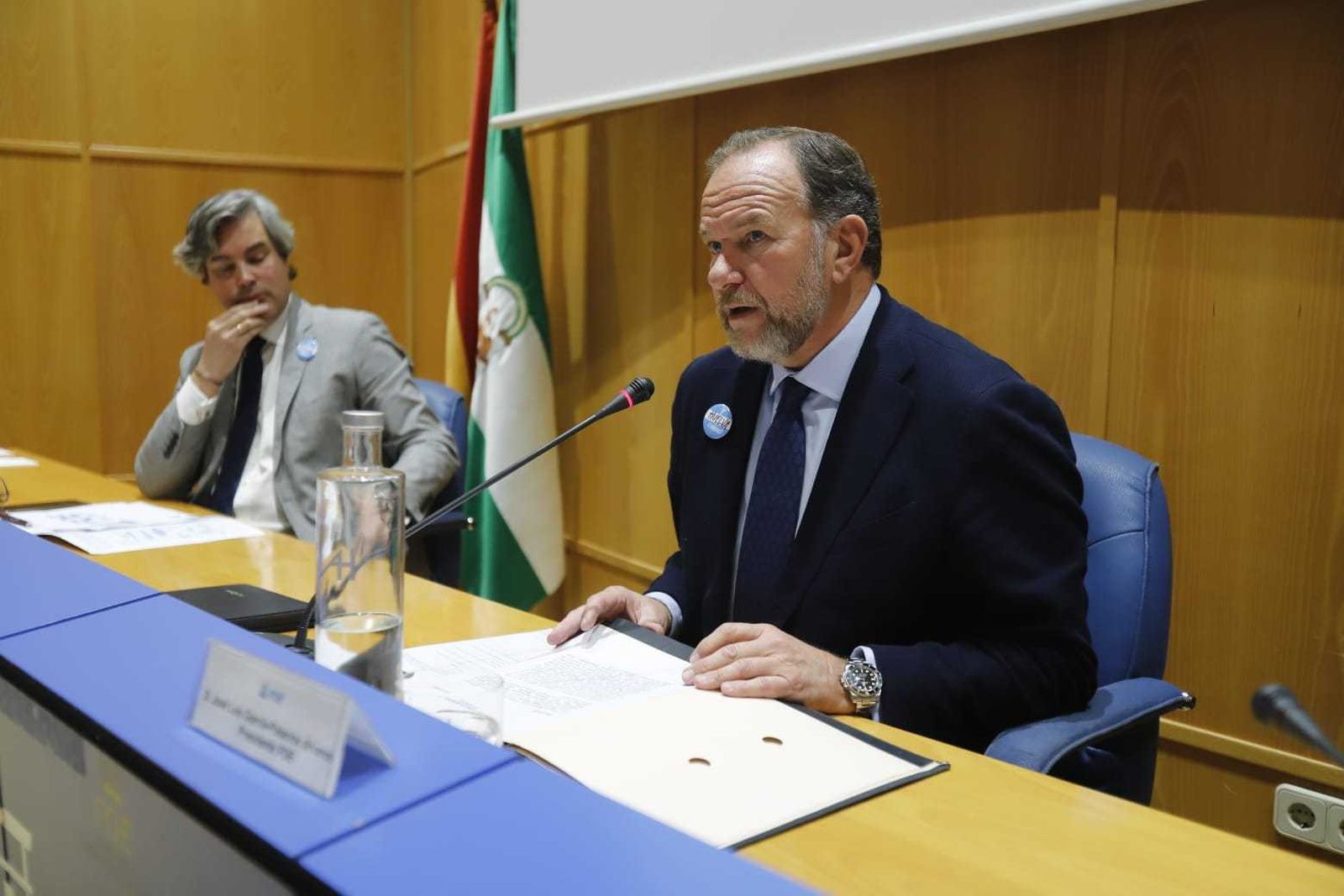 José Luis García-palacios se dirige a la Asamblea General de la FOE.