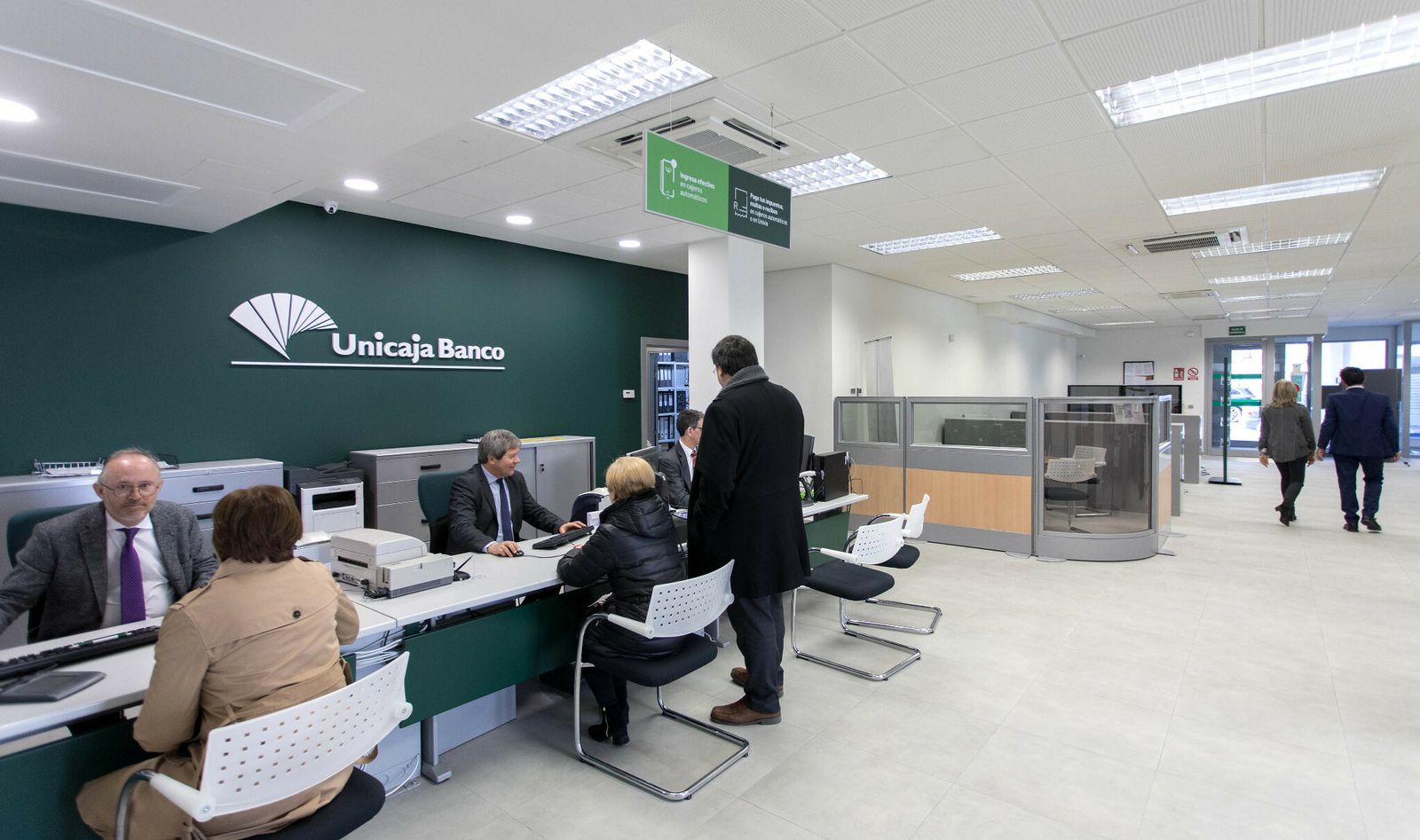 Una oficina de Unicaja Banco.