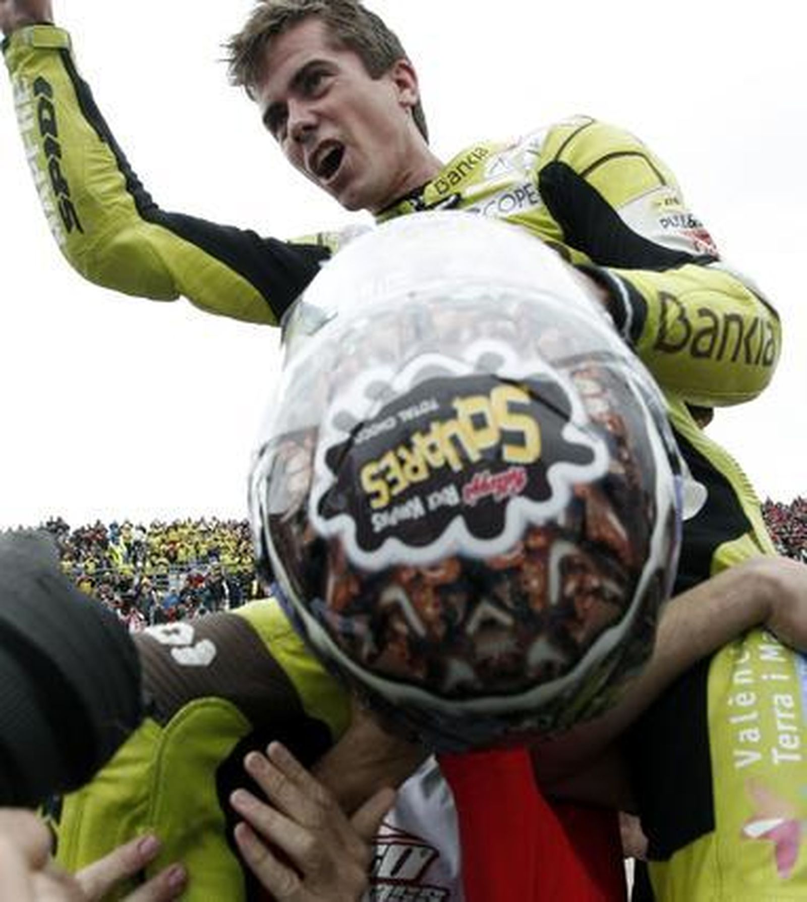 Terol, coronado en la última carrera de 125cc

Foto: EFE