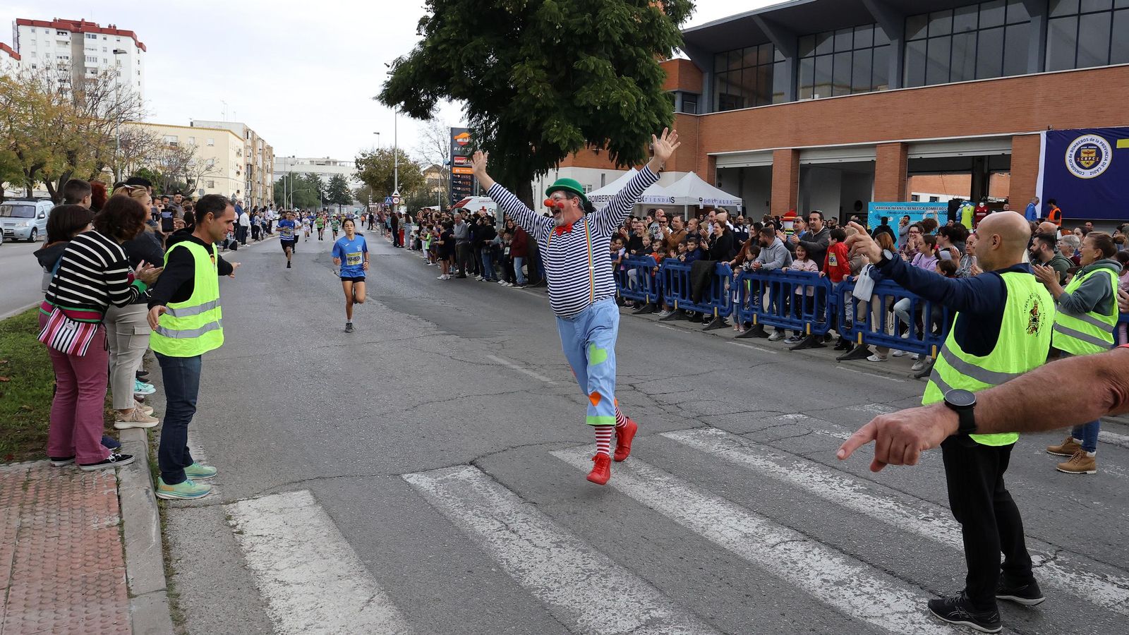 Búscate en la 4ª carrera infantil benéfica Bomberos de Jerez 2024