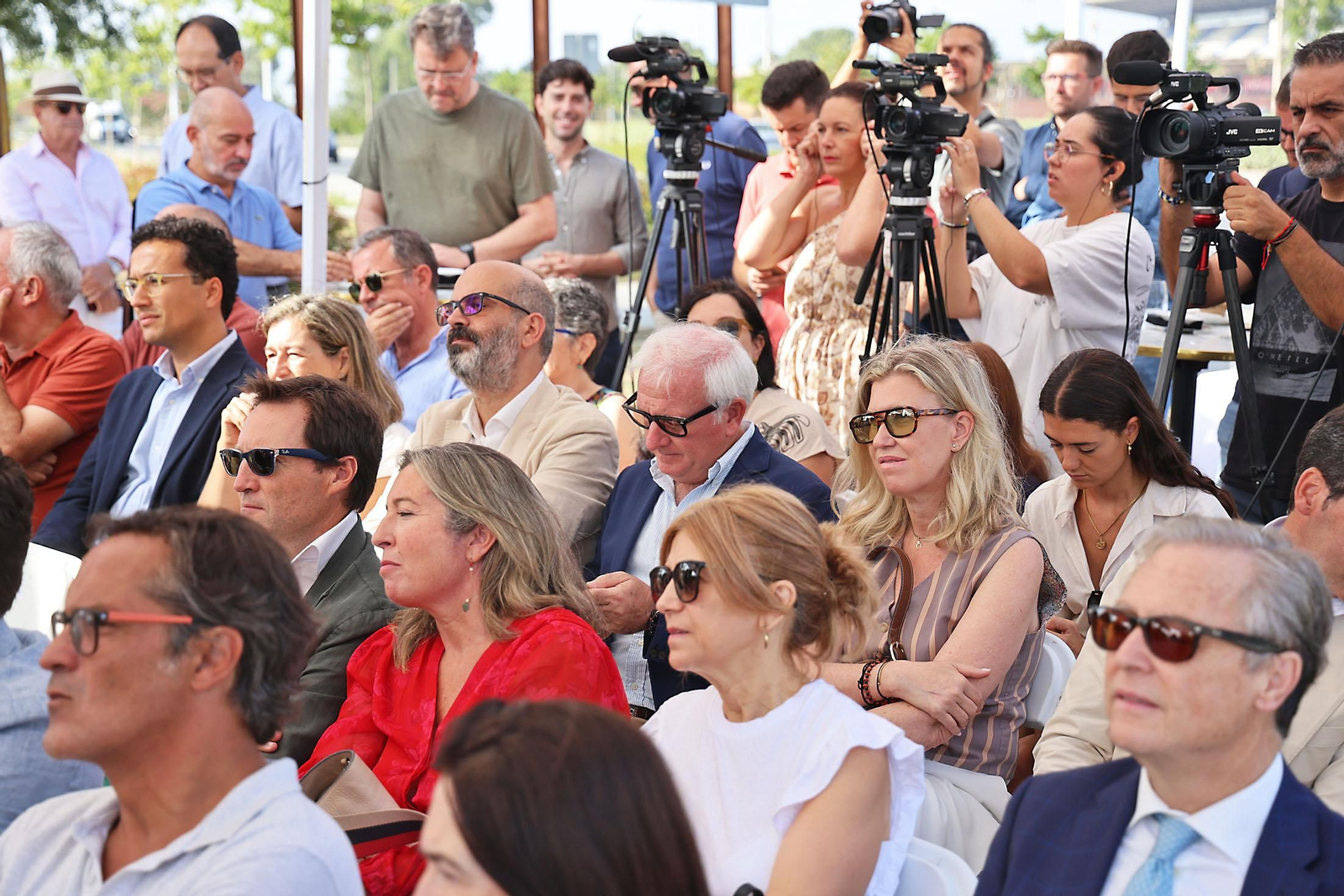 Imágenes del inicio de las obras de urbanización del Ensanche Sur