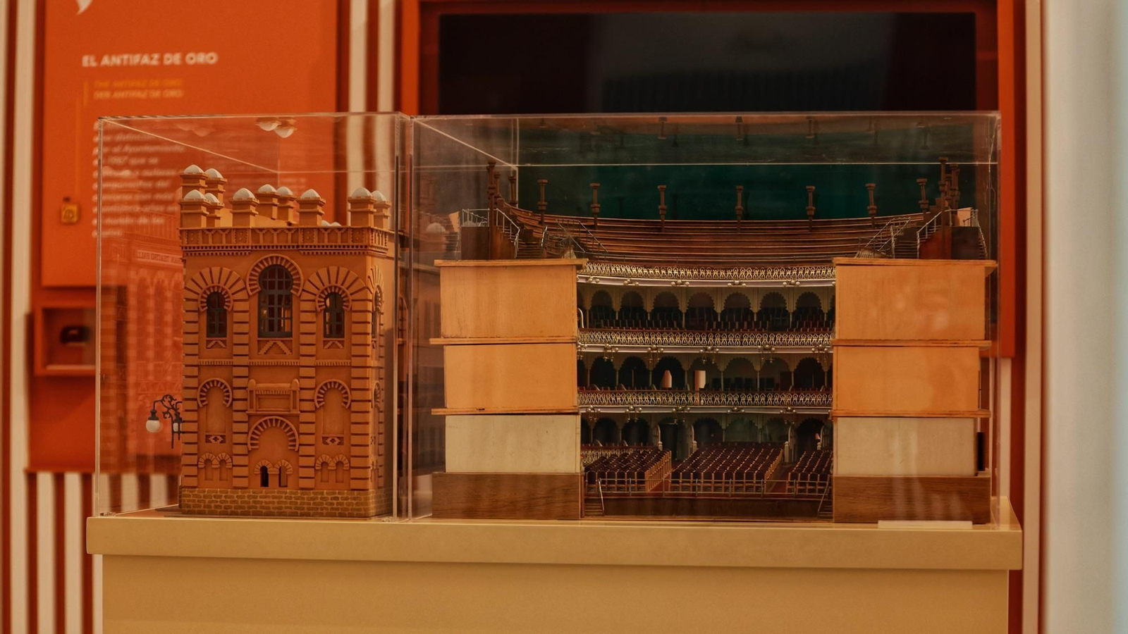 Así es la increíble maqueta del Gran Teatro Falla que podrás ver en este museo dedicado al Carnaval de Cádiz