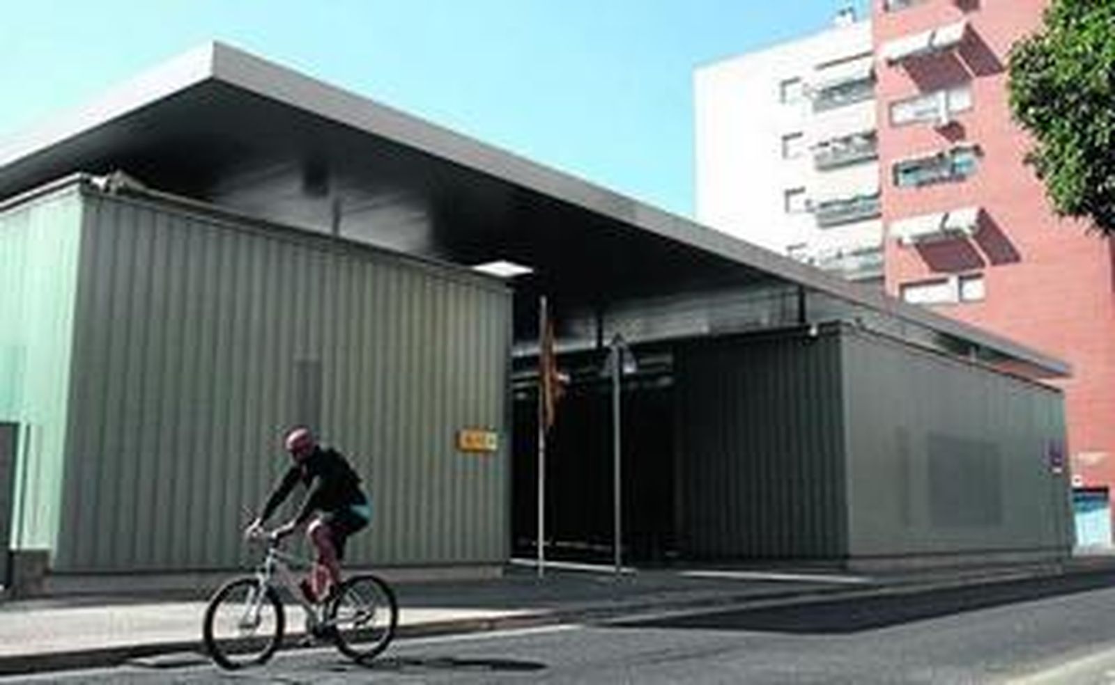 La comisaría del distrito Macarena, a la que pertenecen los seis policías suspendidos.