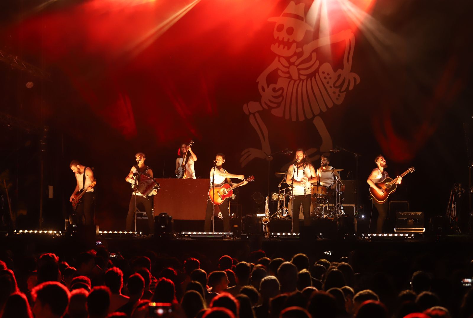 Imágenes del concierto de La M.O.D.A,  en las fiestas Colombinas de Huelva 2019