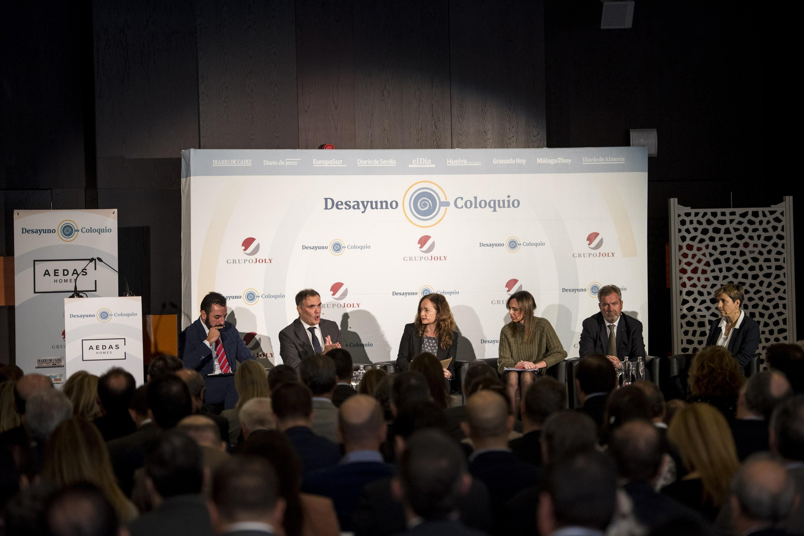Las imágenes del Desayuno-Coloquio 'Granada, motor económico de Andalucía'