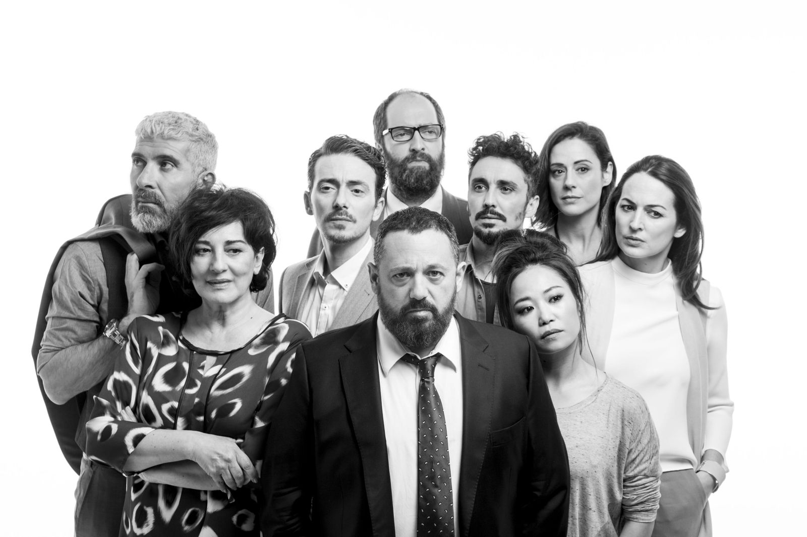 La obra cuenta con caras conocidas, siendo un reparto de lujo.