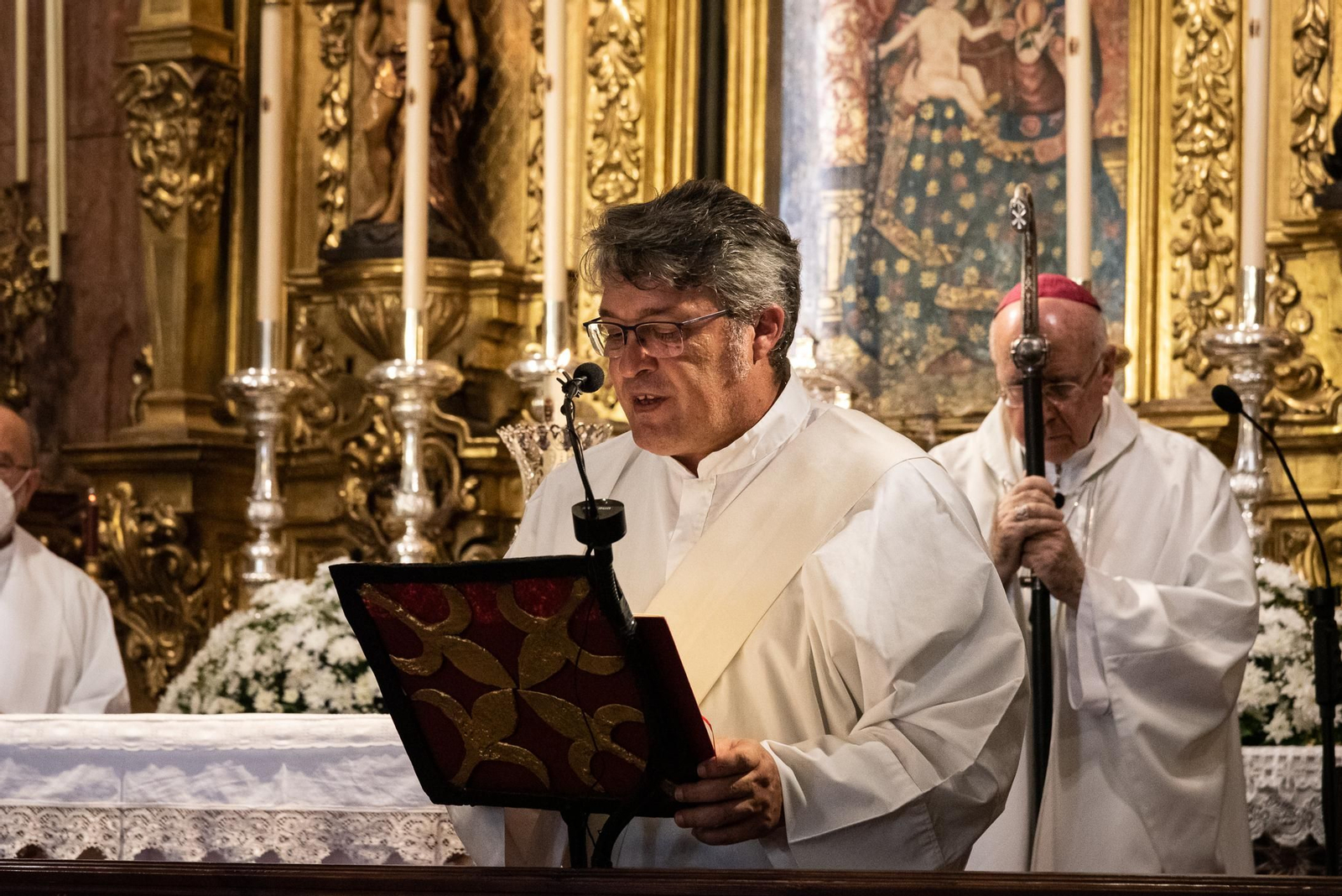 Imágenes de la misa y acto de despedida del obispo de Huelva José Vilaplana