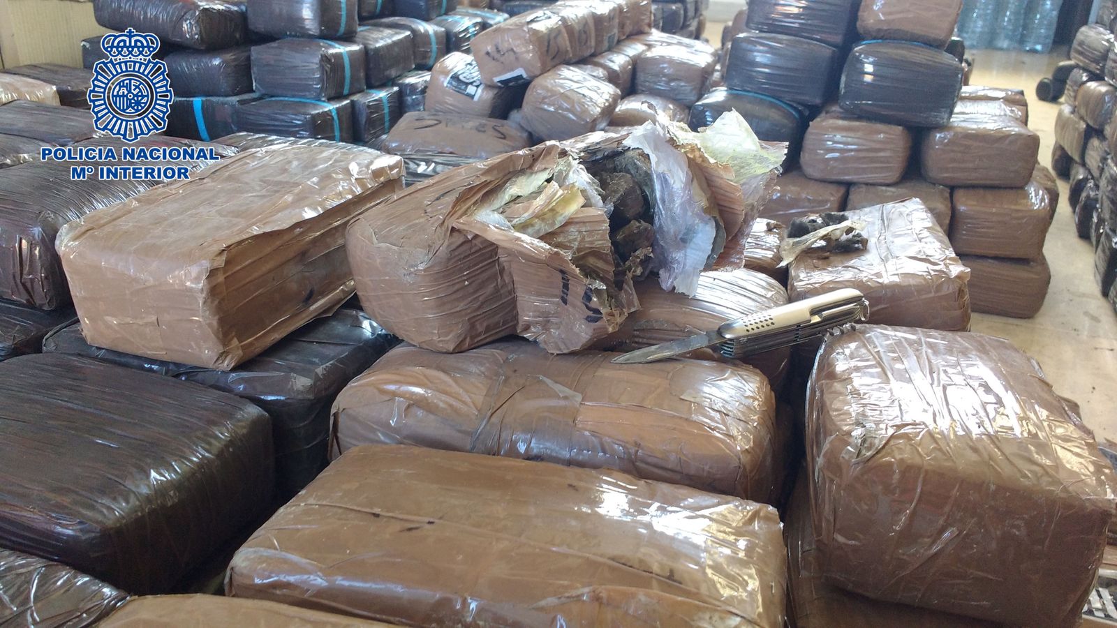 Parte de la droga intervenida por la Policía Nacional.