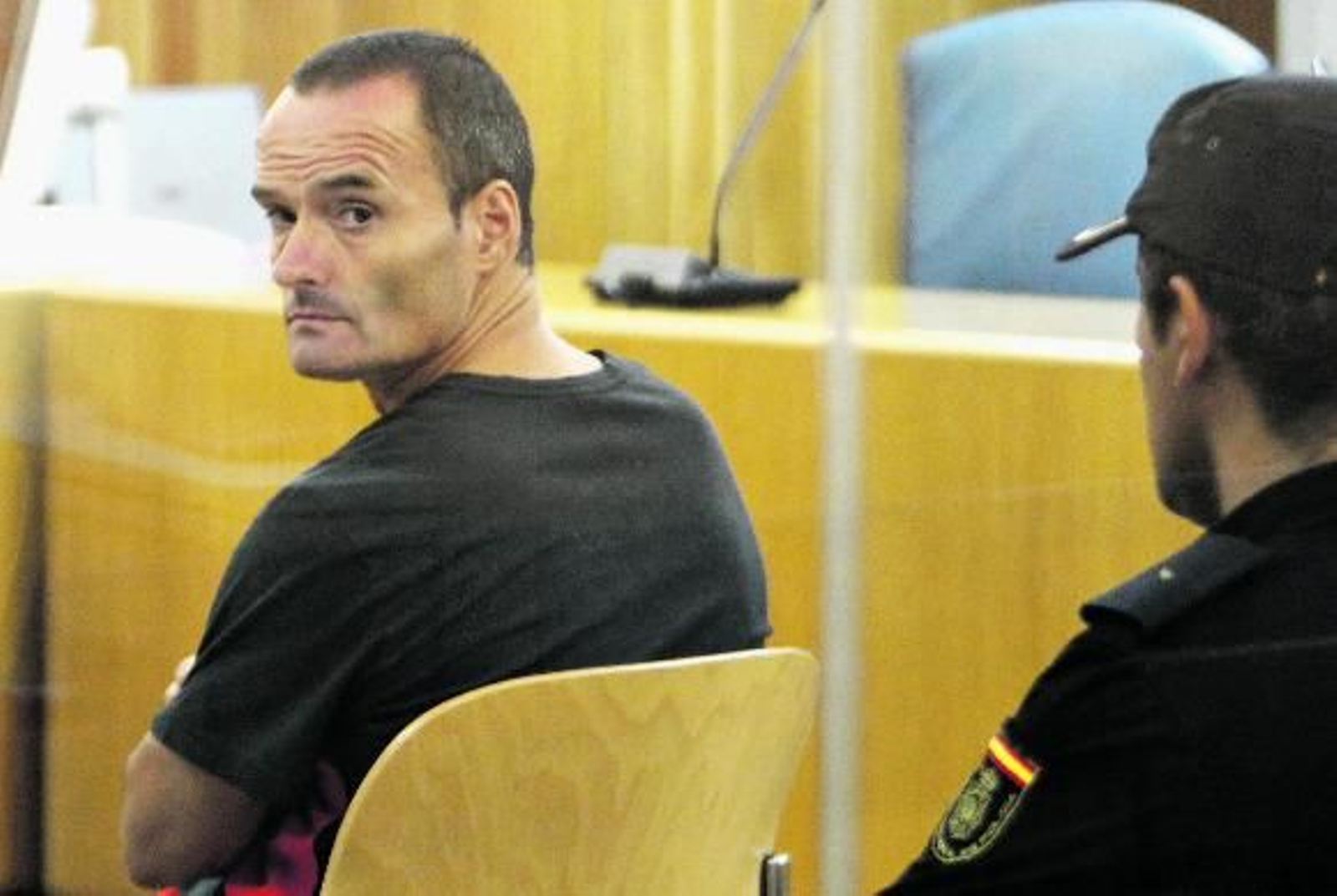 Olarra Guridi, condenado a mil años por el atentado frustrado contra Junquera