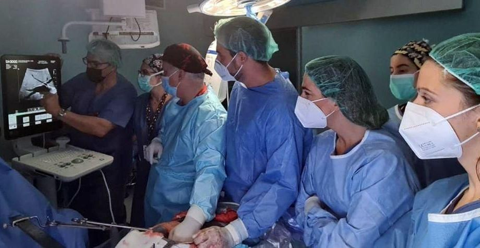 Una de las sesiones de formación práctica en el Hospital de Valme.