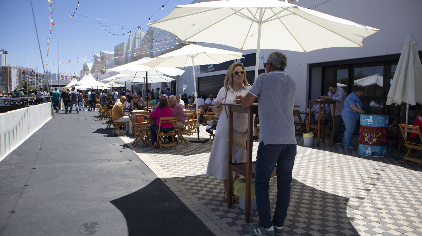 Imágenes del sábado en la 'IX Feria de la Gamba y el Marisco de Huelva'