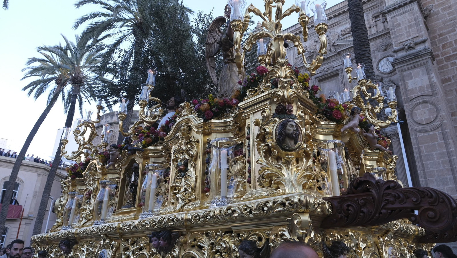 Procesión de Estudiantes en Almería, en imágenes