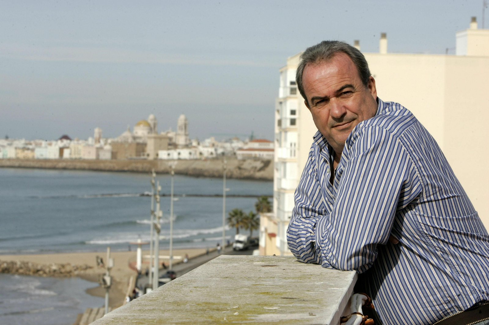 Javier Osuna gana el Premio Paco Navarro de la APC.