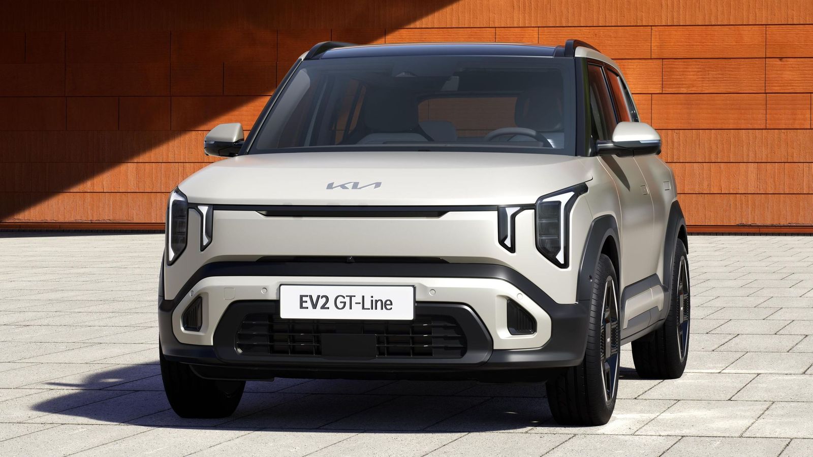 Tal cual es usual en las diferentes gamas de Kia, en el EV2 habrá un acabado, el GT-line, que se distinguirá por algunos elementos de decoración exterior, como los paragolpes; otros interiores y por el equipamiento de serie.