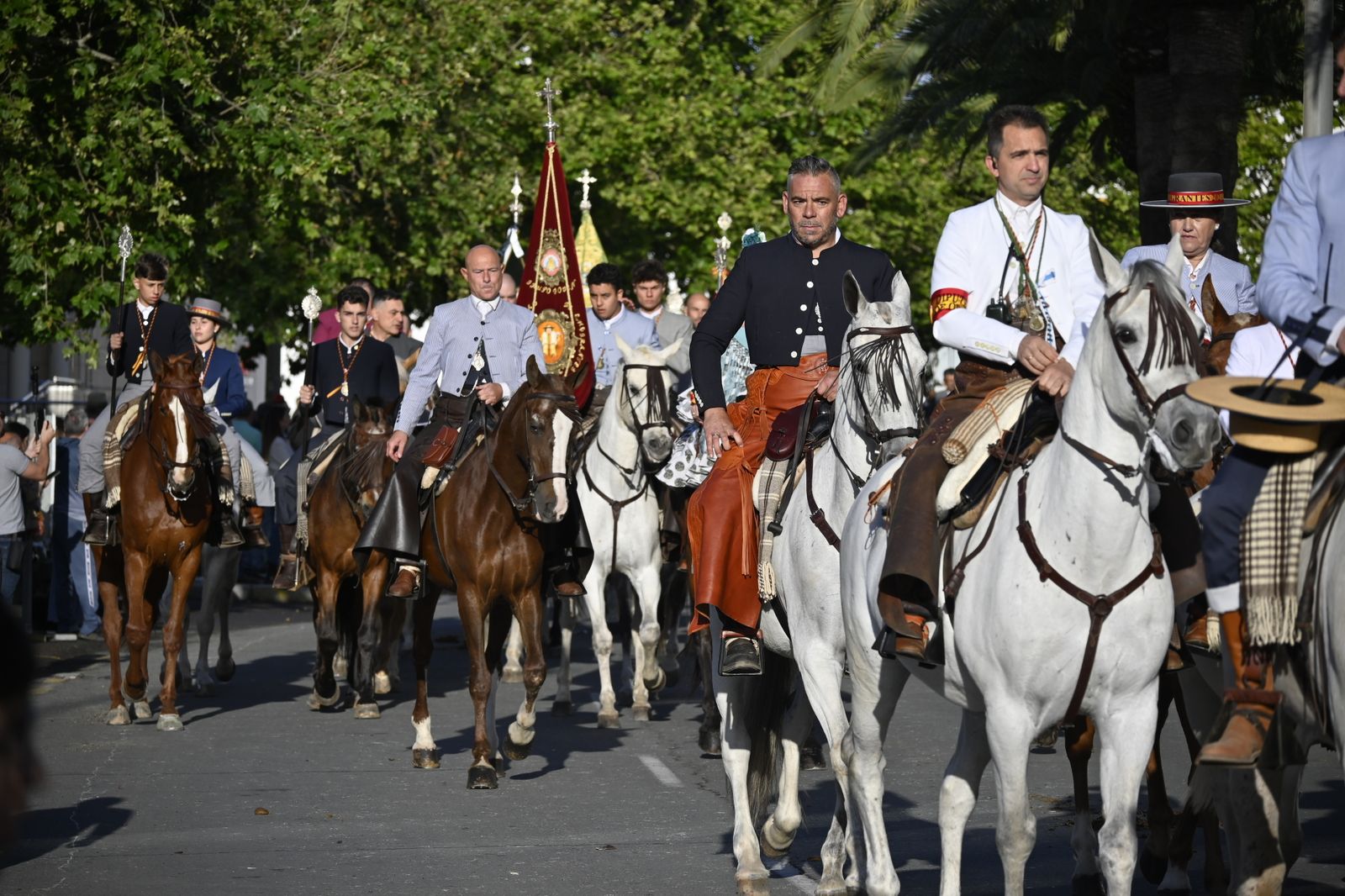 El Rocío 2024: las mejores imágenes de la salida de Emigrantes