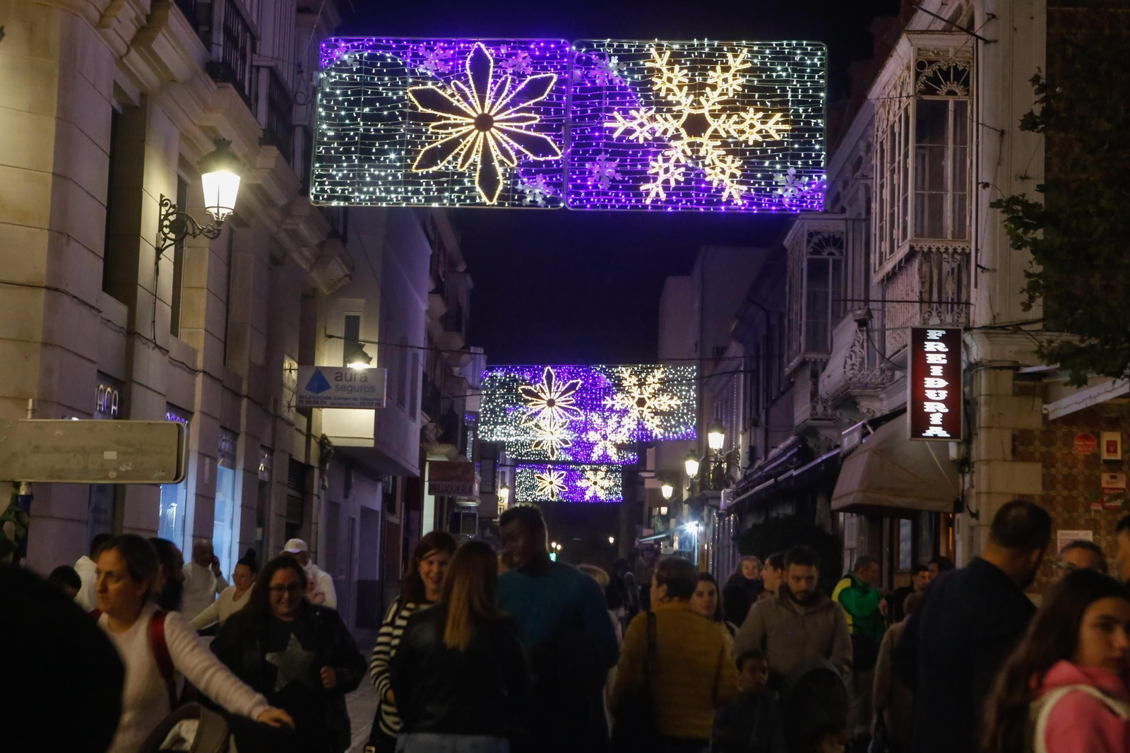 Las fotos del encendido del alumbrado navideño en La Línea Las fotos del encendido del alumbrado navideño en La Línea