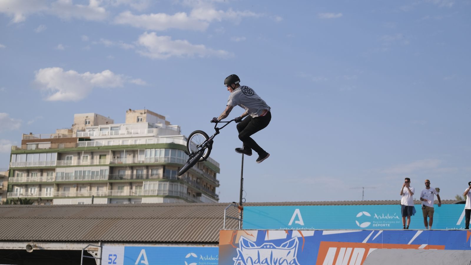 Imágenes de la segunda jornada de la Andalucía World Series Almería