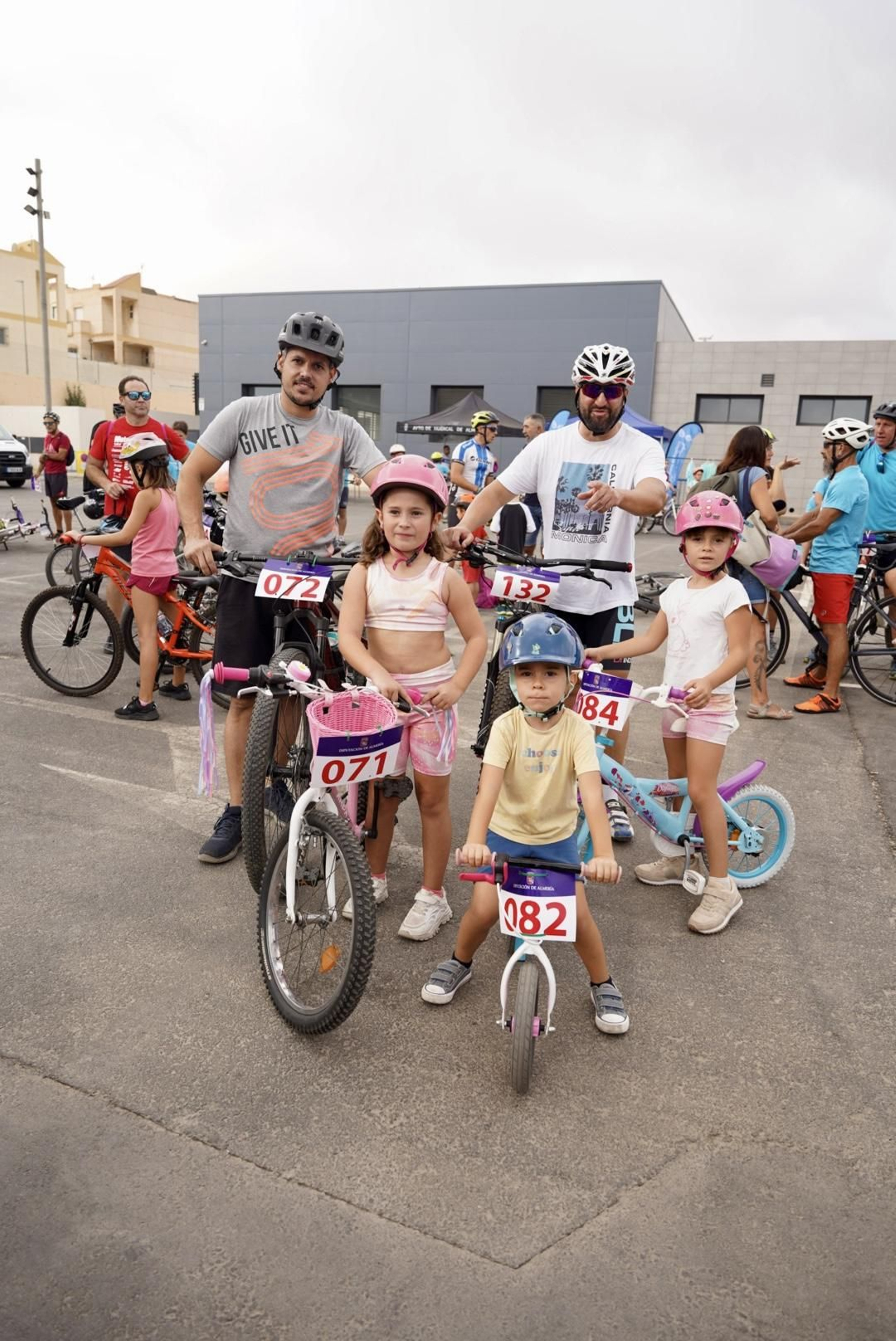 Así se ha vivido el multitudinario Día de la Bici en Huércal de Almería