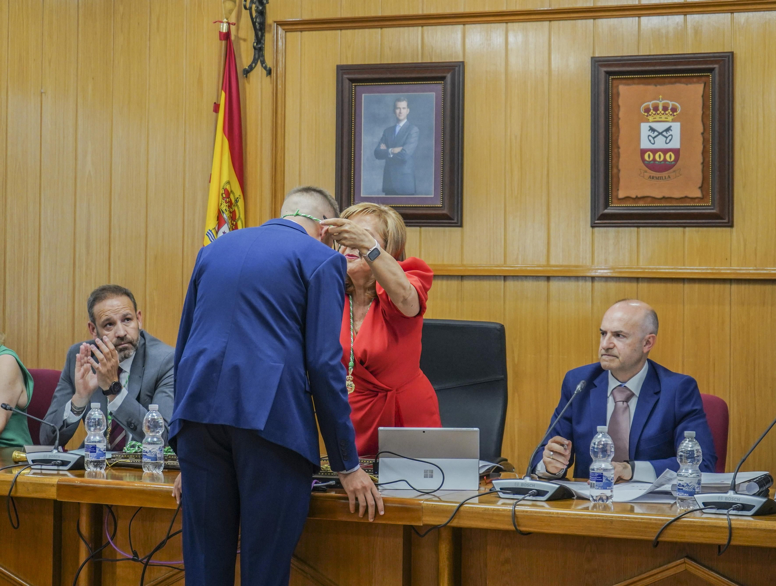 La constitución de los Ayuntamientos de Granada, en imágenes