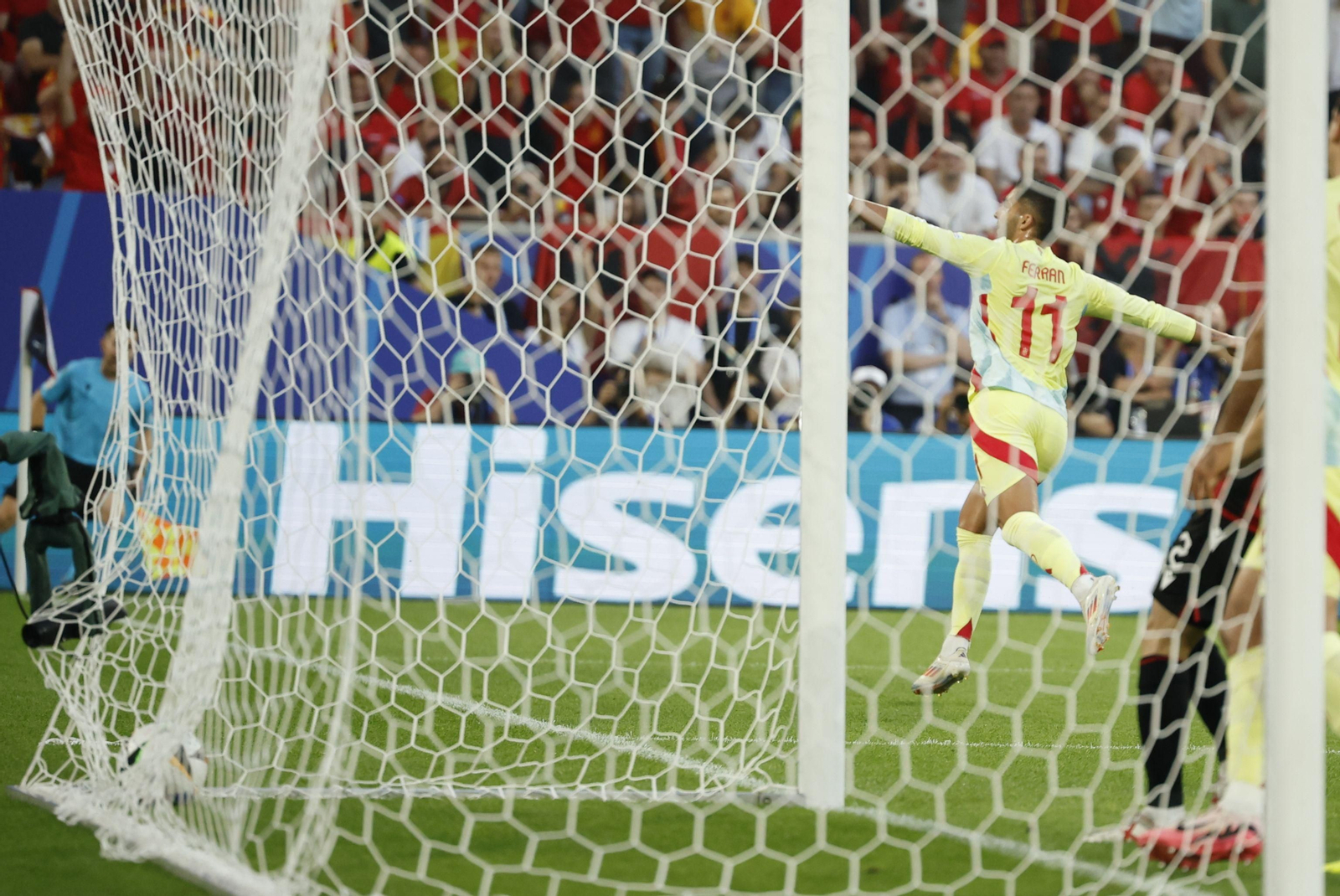 Las fotos del Albania - España