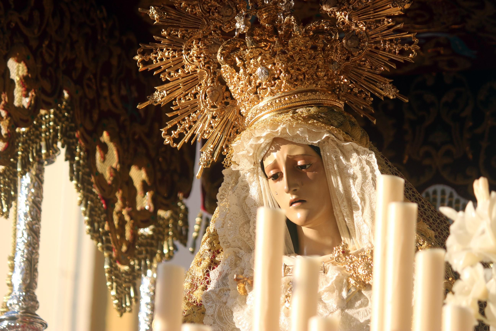 Las imágenes del Miércoles Santo en Puerto Real 2023: Vera-Cruz y Amargura