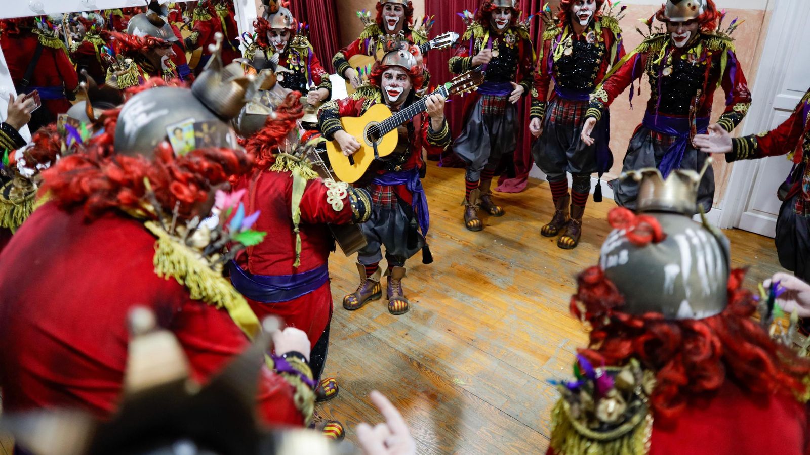 Búscate entre las mejores imágenes de la primera sesión de semifinales del COAC 2025