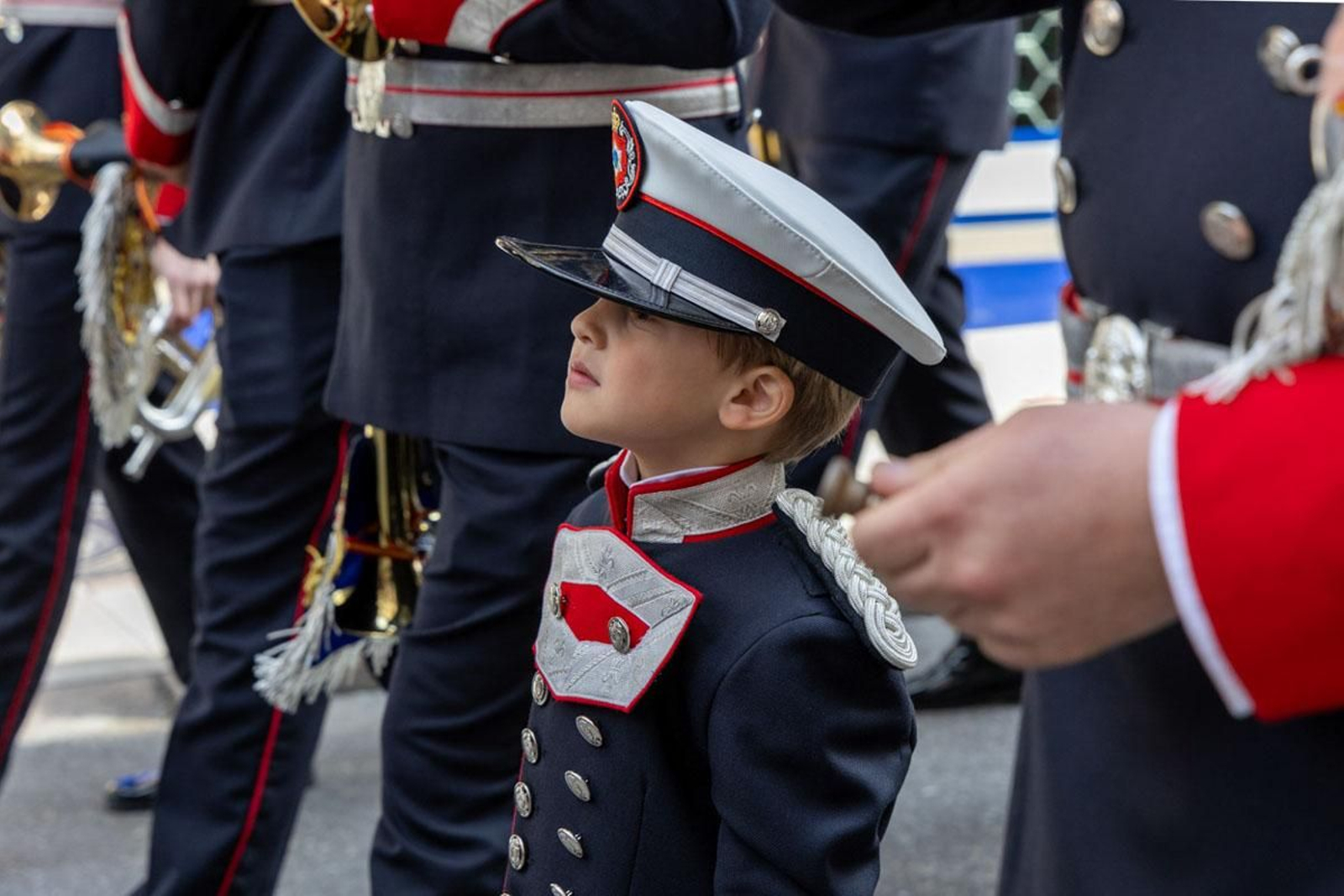 Los jiennenses arropan a las tres cofradías de la tarde en un Domingo de Ramos más caluroso de lo esperado (I)