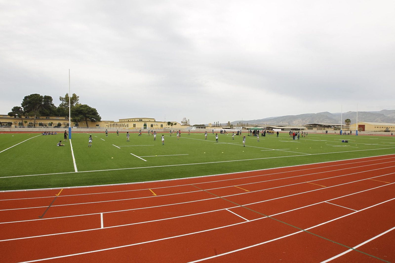 Fotogalería rugby sub-12 andaluz en la Base de La Legión. Viator (Almería)