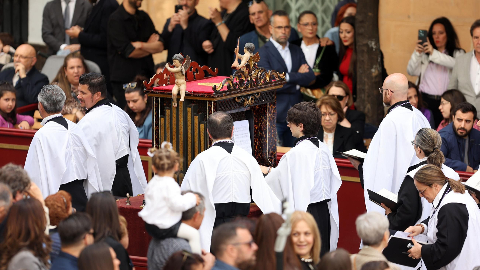 Imágenes de la Hermandad del Loreto en el Viernes Santo de Jerez 2025