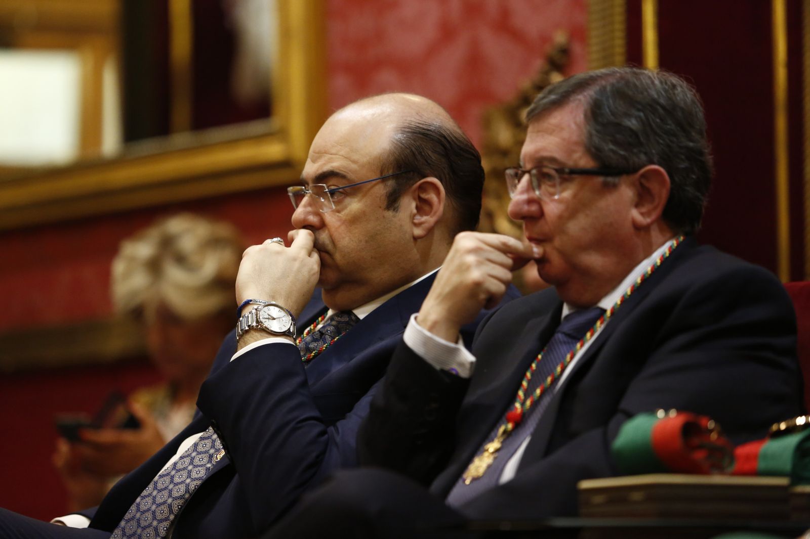 Las imágenes de la jornada de constitución del Ayuntamiento de Granada