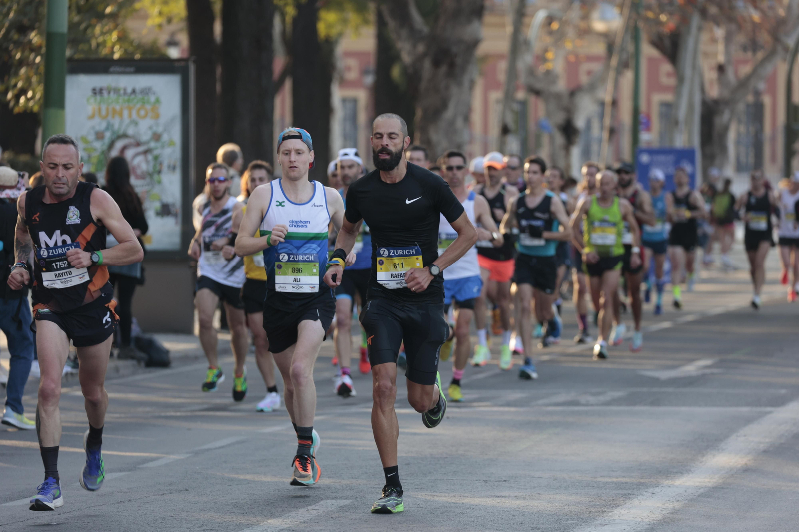 Las imágenes de la Maratón de Sevilla 2022 (6)