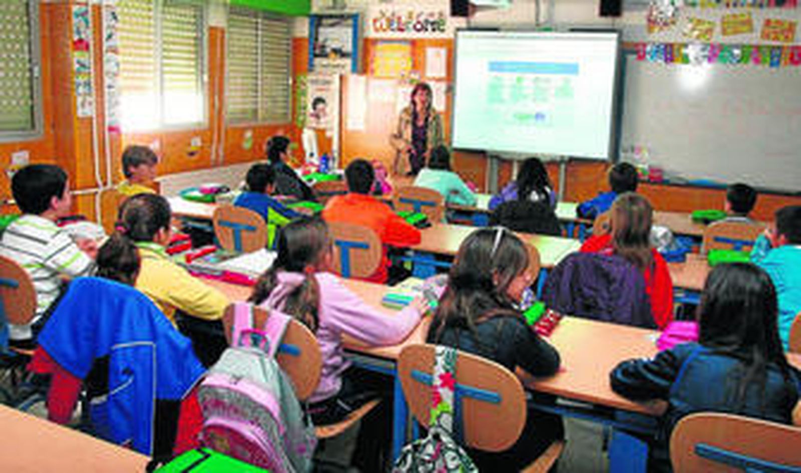 El Colegio Manuel Siurot dispone de 400 ordenadores para el uso didáctico de los alumnos.