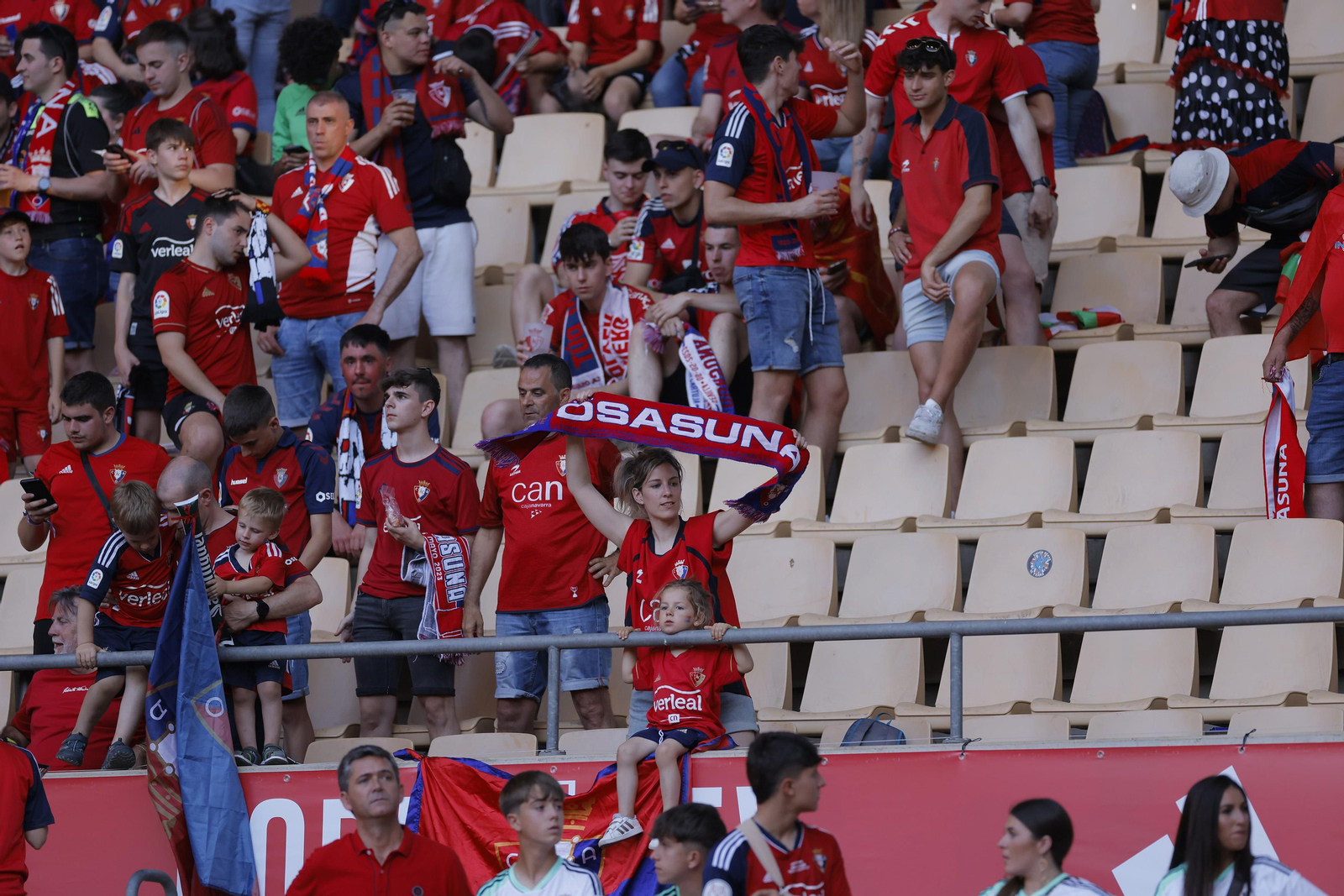 Búscate en las fotos de la final de la Copa del Rey entre el Madrid y el Osasuna