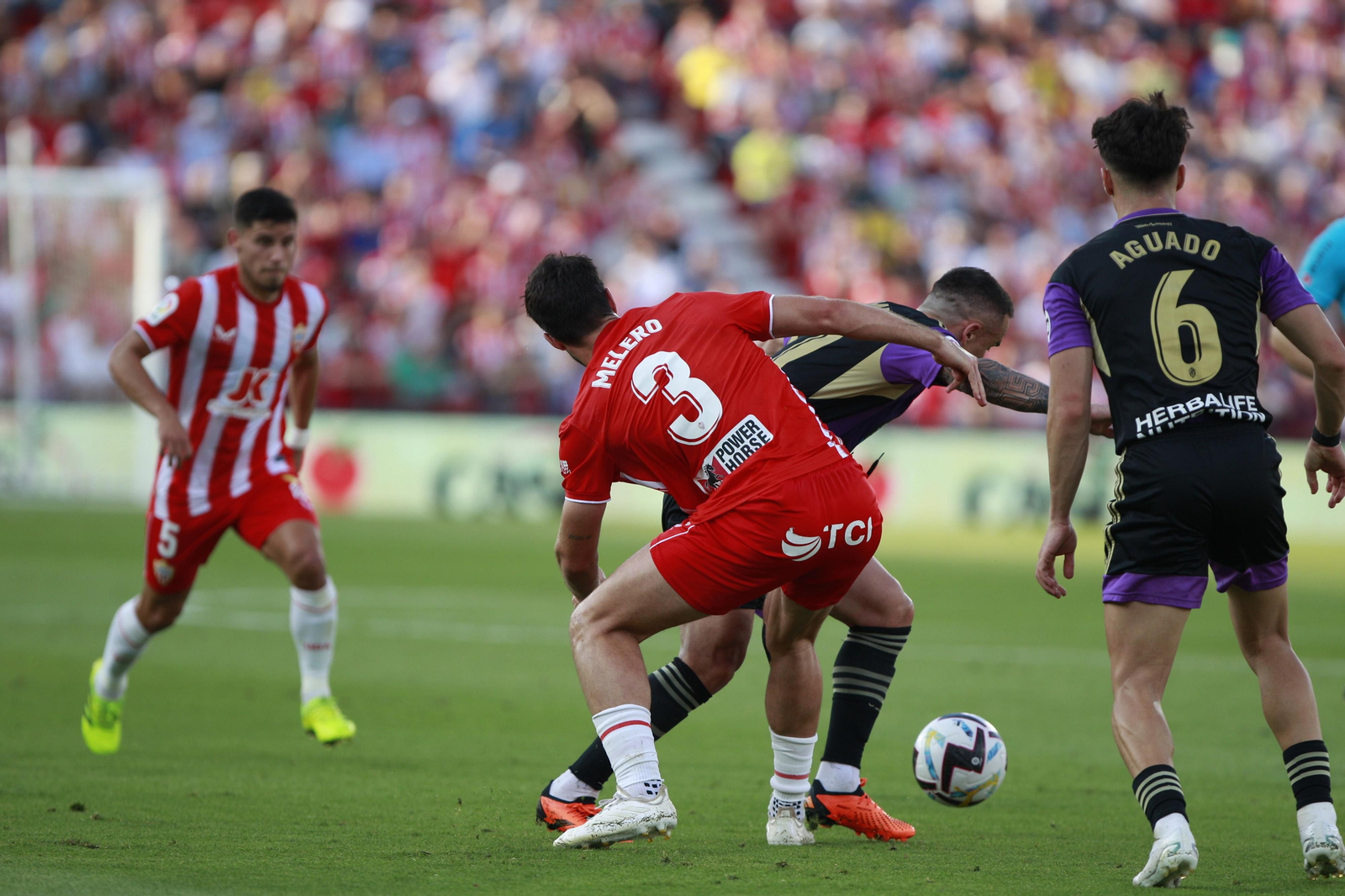 Imágenes del partido U.D. Almería-Real Valladolid C.F.
