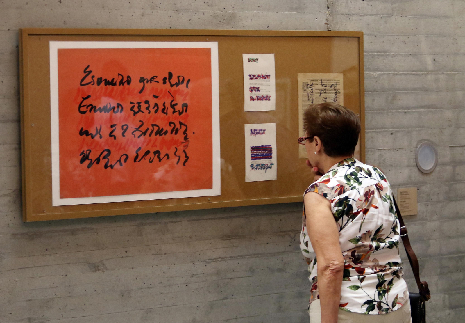 Exposición 'Constelaciones, poesía visual y experimental en España'.