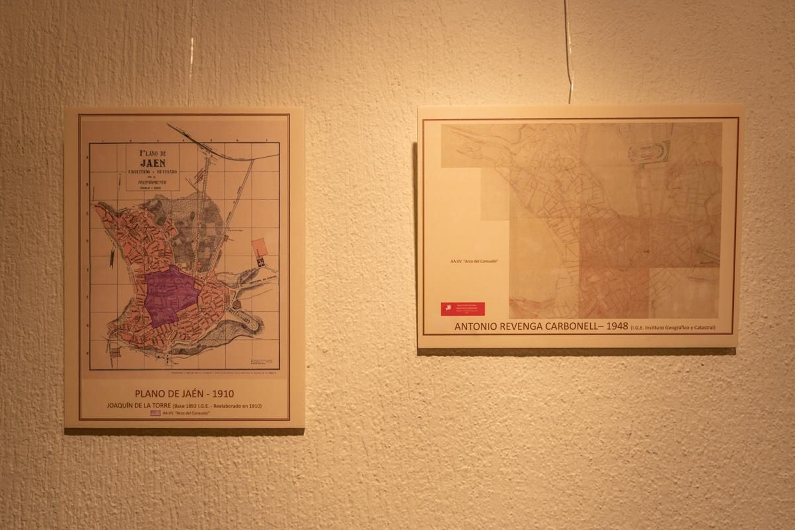 Exposición de "Plazas y rincones del Casco Histórico de Jaén", en imágenes