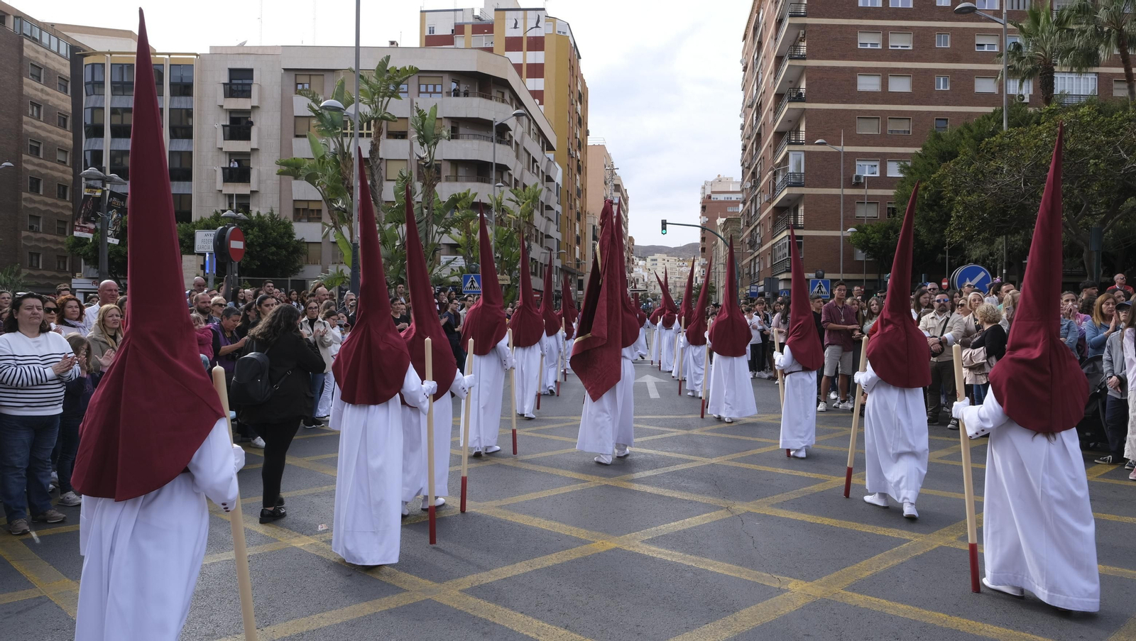 La procesión de Coronación en Almería, en imágenes