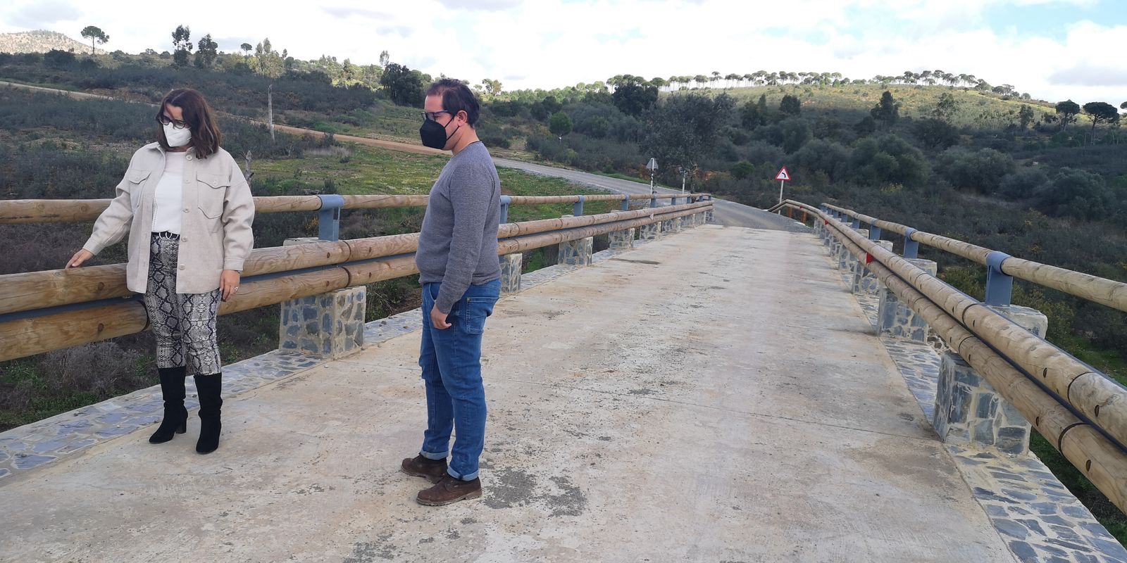 Visita a los arreglos que se llevan a cabo en el camino que une La Naya y Las Delgadas.