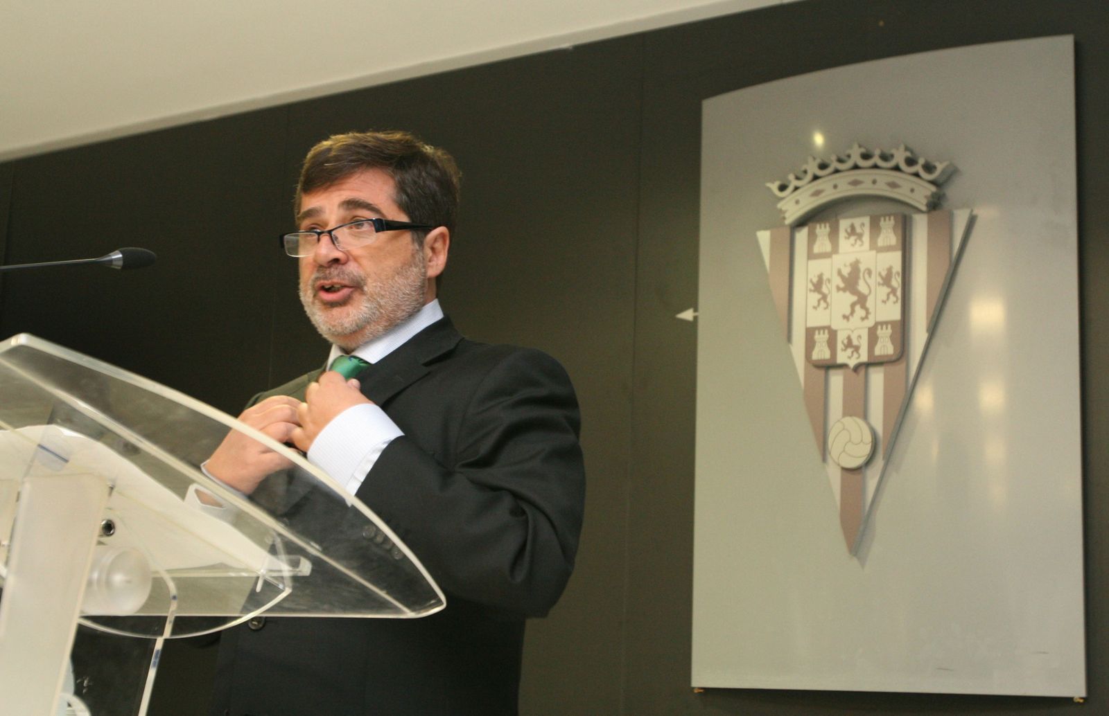 Carlos González, durante un acto en El Arcángel.