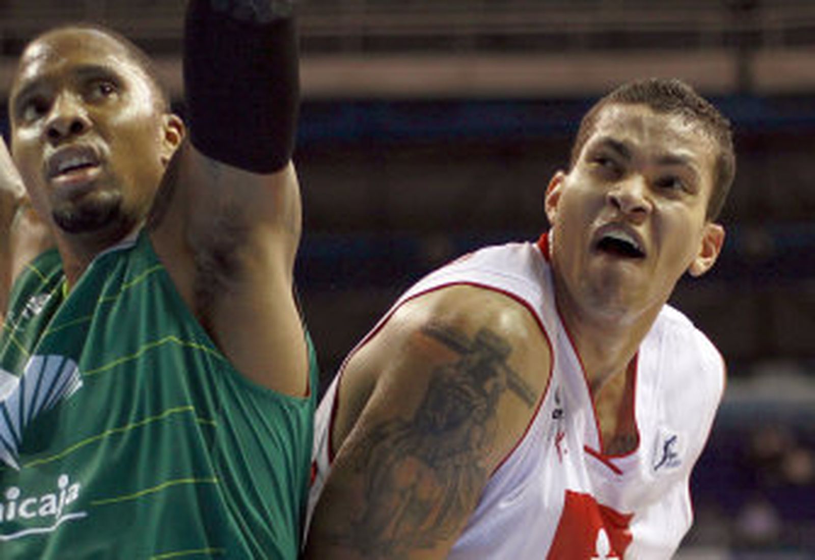 El pívot brasileño Hettsheimeir, nuevo jugador del Unicaja